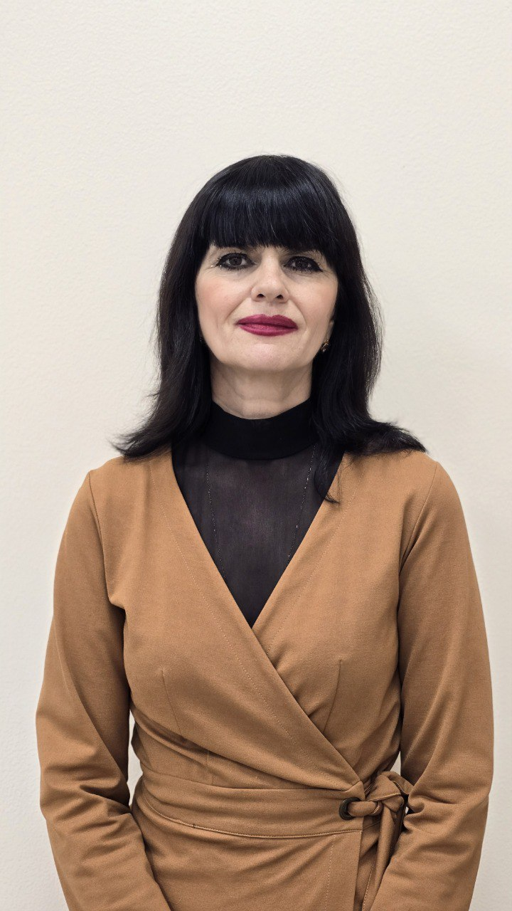 Толстикова Елена Владимировна.